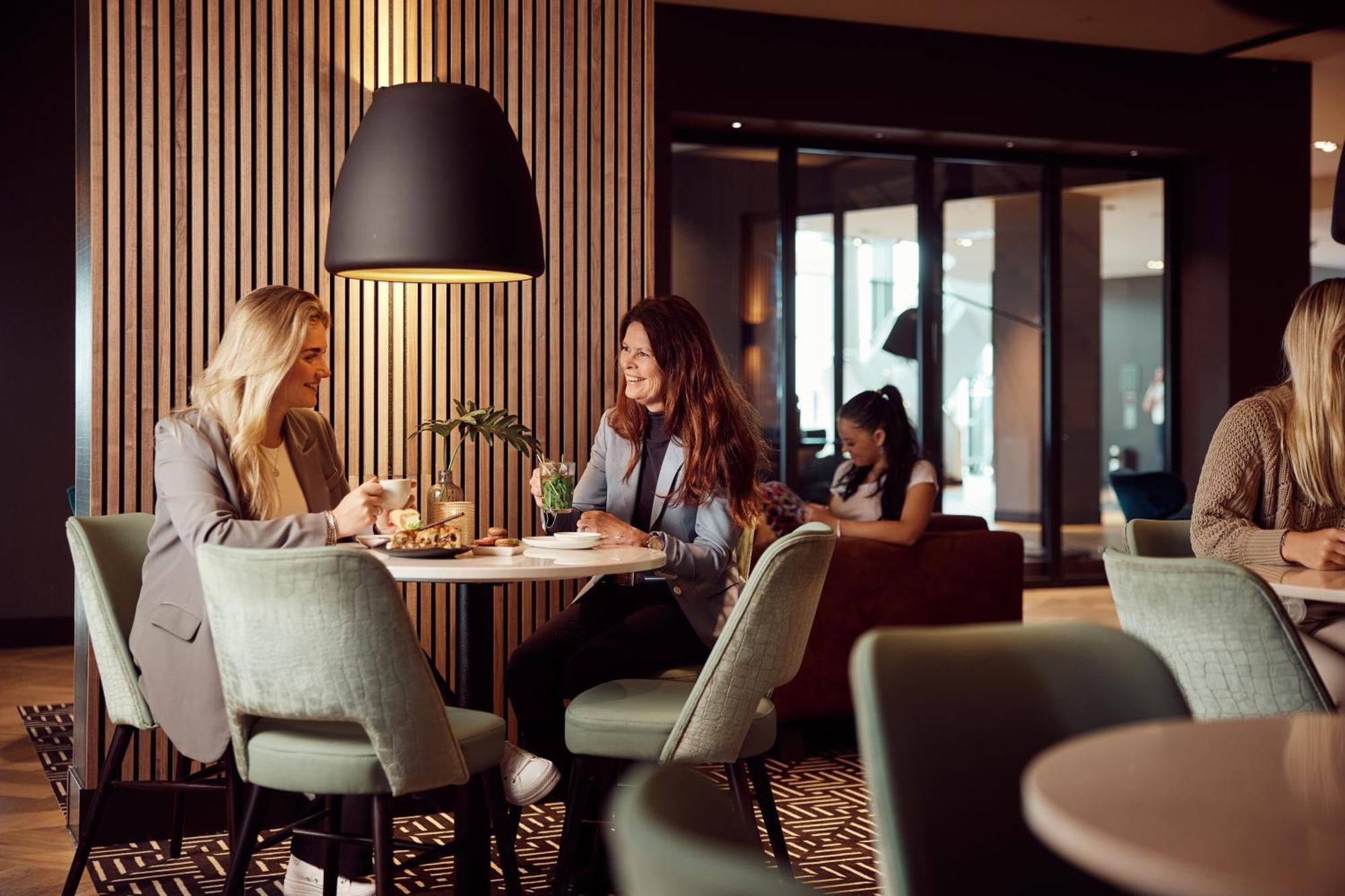 Van Der Valk Hotel เวเนดาล ภายนอก รูปภาพ