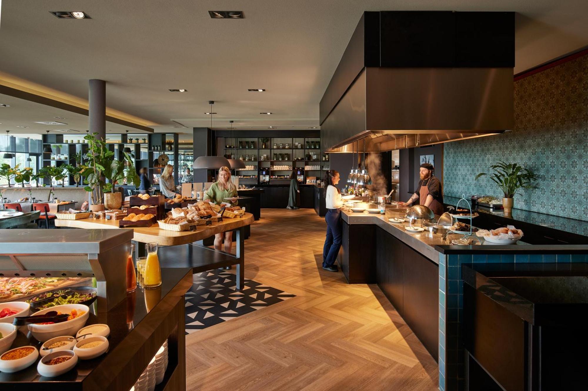 Van Der Valk Hotel เวเนดาล ภายนอก รูปภาพ